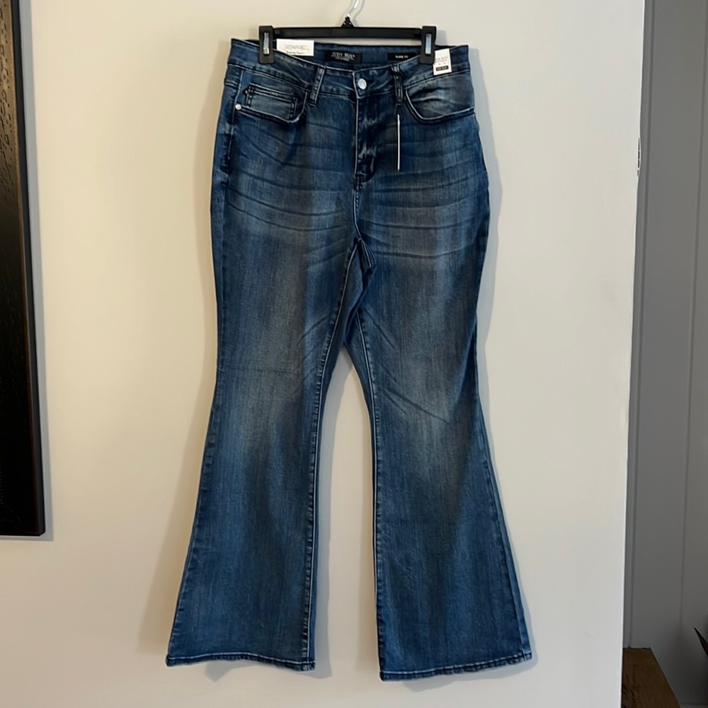 NWT Judy Blue flare 14W jeans